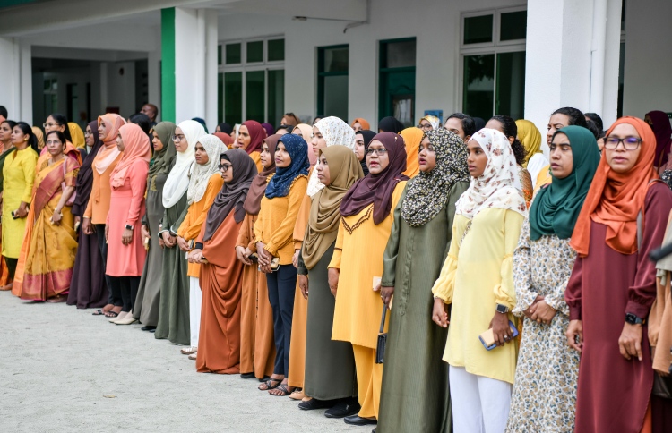 ޓީޗަރުންގެ ލައިސަންސް ހަތް ކެޓަގަރީއަށް ބަހާލައިފި