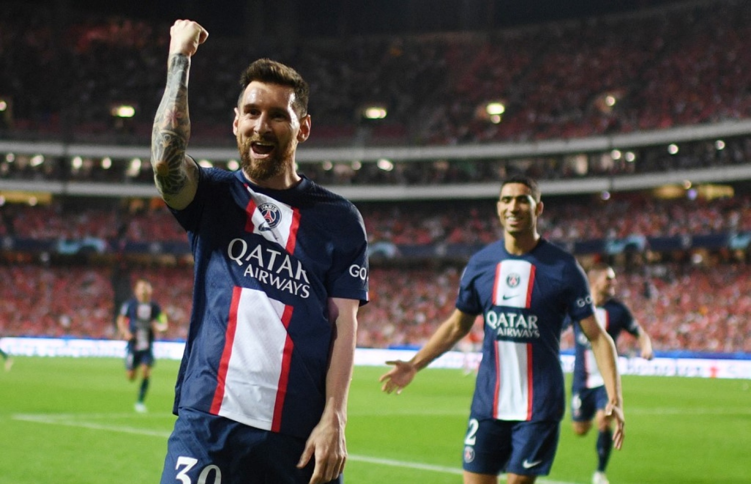 މެސީ، ޕީއެސްޖީ އަށް ލީޑު ނަގައިދިނުމަށް ފަހު އުފާފާޅޫކުރަނީ.-- ފޮޓޯ: އޭއެފްޕީ