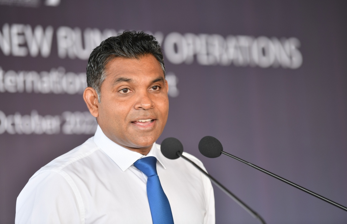 އާ ރަންވޭ ބޭނުންކުރަން ފެށުމަށް މިއަދު ހެނދުނު ވީއައިއޭގައި ބޭއްވި ރަސްމިއްޔާތުގައި ނާއިބު ރައީސް ފައިސަލް ނަސީމް ވާހަކަފުޅު ދައްކަވަނީ --. ފޮޓޯ: ނިޝާން އަލީ/މިހާރު