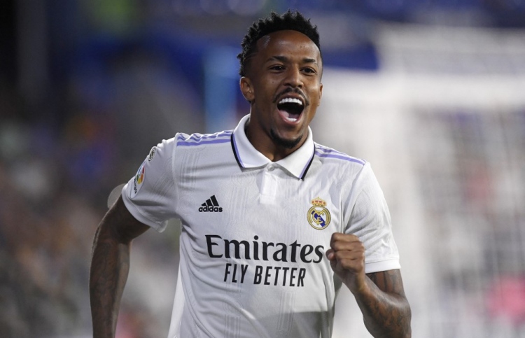 ރެއާލް އާއި އެތުލެޓިކޯ އަށް ވެސް ލީގުގައި ހަނި މޮޅެއް