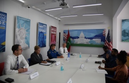 Former NASA astronaut Heidimarie Stephanie Piper meets with the team of the Maldives space mission "Azum" -- Photo: IGS