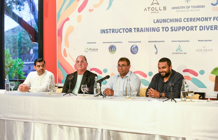 ނުކުޅެދޭމީހުންގެ ޑައިވިންއަށް އެހީވާނެ މީހުން އުފައްދަނީ