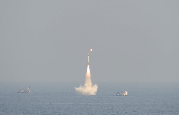 އިންޑިއާ އިން ބެލެސްޓިކް މިސައިލެއް އަޖުމަ ބަލައިފި