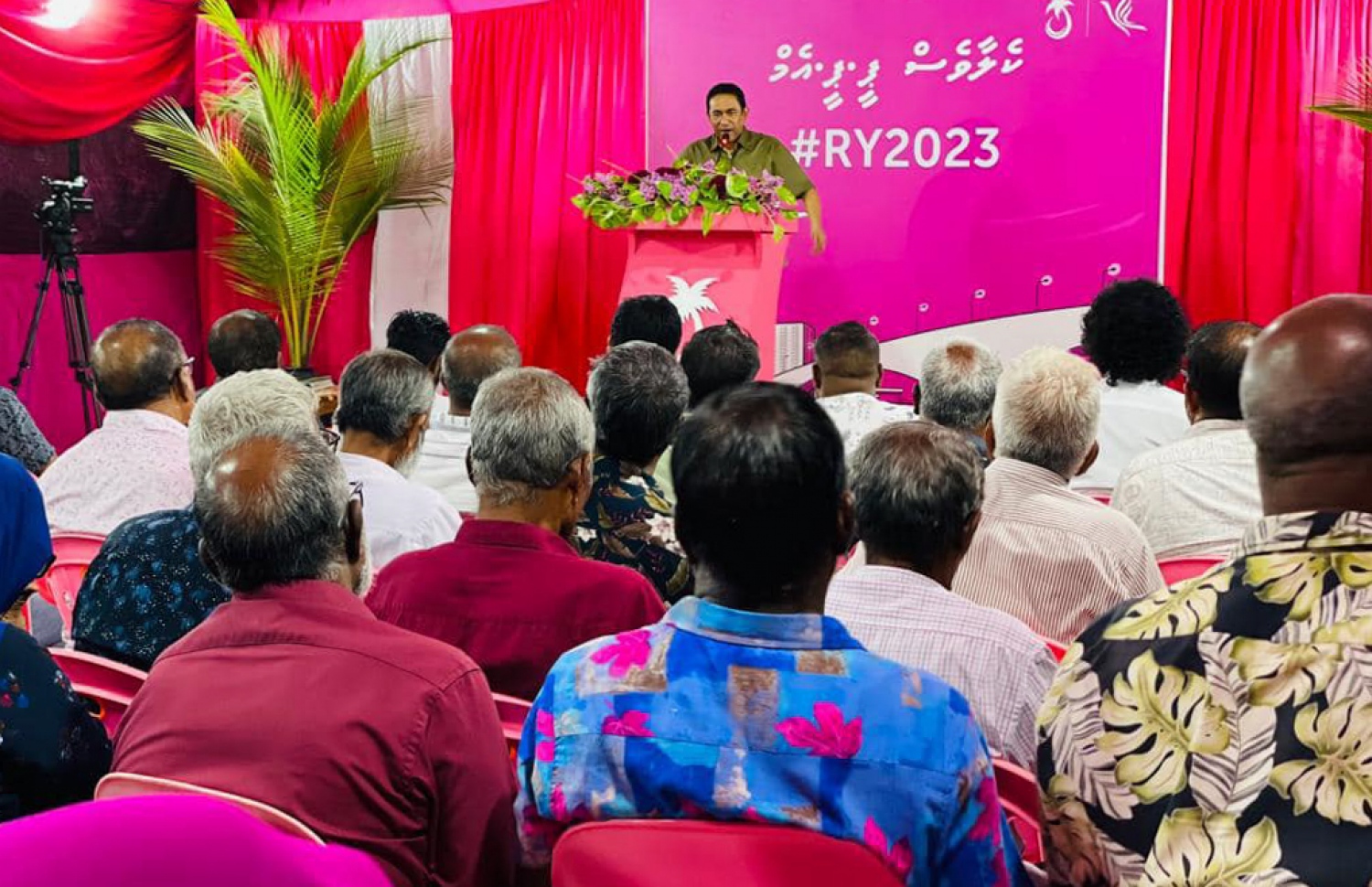 ކެލާގައި ޔާމީން ވާހަކަފުޅު ދައްކަވަނީ: އިންޑިއާގެ އަސްކަރިއްޔާ ޖެހޭނީ މި ގައުމުން ފައިބަން ކަމަށް ރޭ ވެސް ވިދާޅުވި. -- ފޮޓޯ | ޕީޕީއެމް
