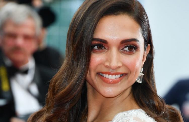 ދީޕިކާ ޕަޑުކޯން.