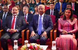 Maldives President Ibrahim Mohamed Solih (C) with Minister of Home Affairs and leader of Adhaalath Party Imran Abdulla (L)-- Photo: President's Office