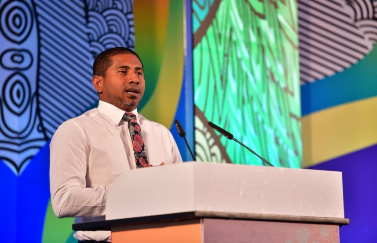 ހަތަރު އަހަރުން 20،000 ވަޒީފާ އުފެއްދި: މަހްލޫފު