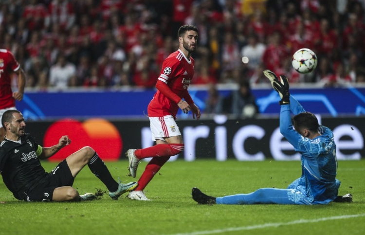 ޔުވެންޓަސް ކަޓައިފި، ޗެލްސީ އާއި ޕީއެސްޖީ ދެވަނަބުރަށް