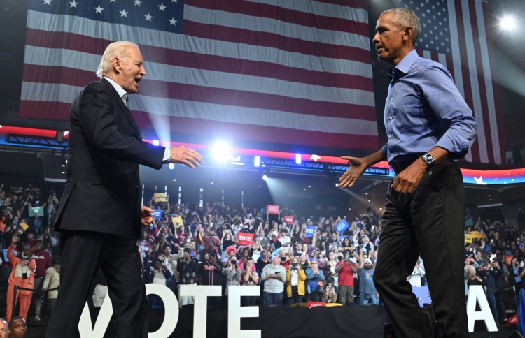 ބައިޑެން، އޮބާމާ، ޓްރަމްޕު ވެސް ކެމްޕޭންގައި