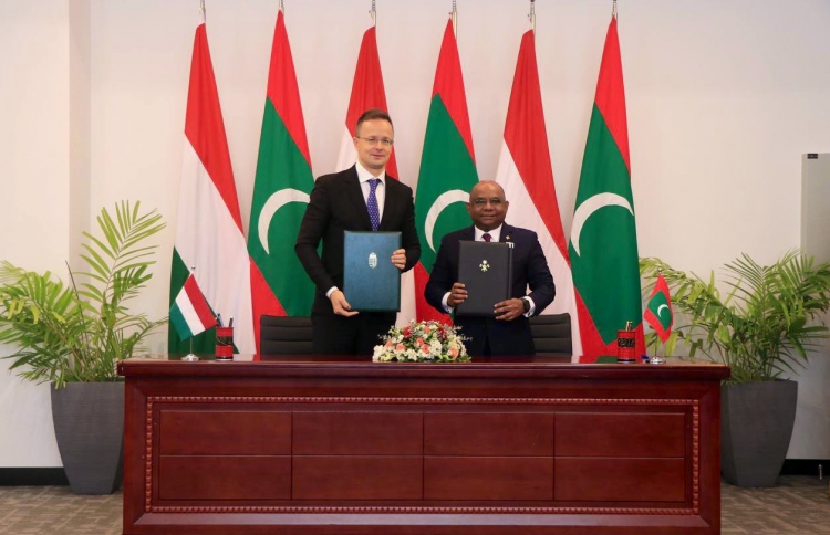 ރާއްޖެ އާއި ހަންގޭރީއާ ދެމެދު ތިން އެއްބަސްވުމެއް