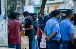 (FILE) Police active on scene during a drug crackdown operation -- Photo: Mihaaru