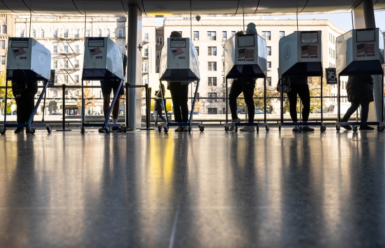 ގާނޫނު ހަދާ މަޖިލީހުގެ އަޣުލަބިއްޔަތު ރިޕަބްލިކަނުންނަށް