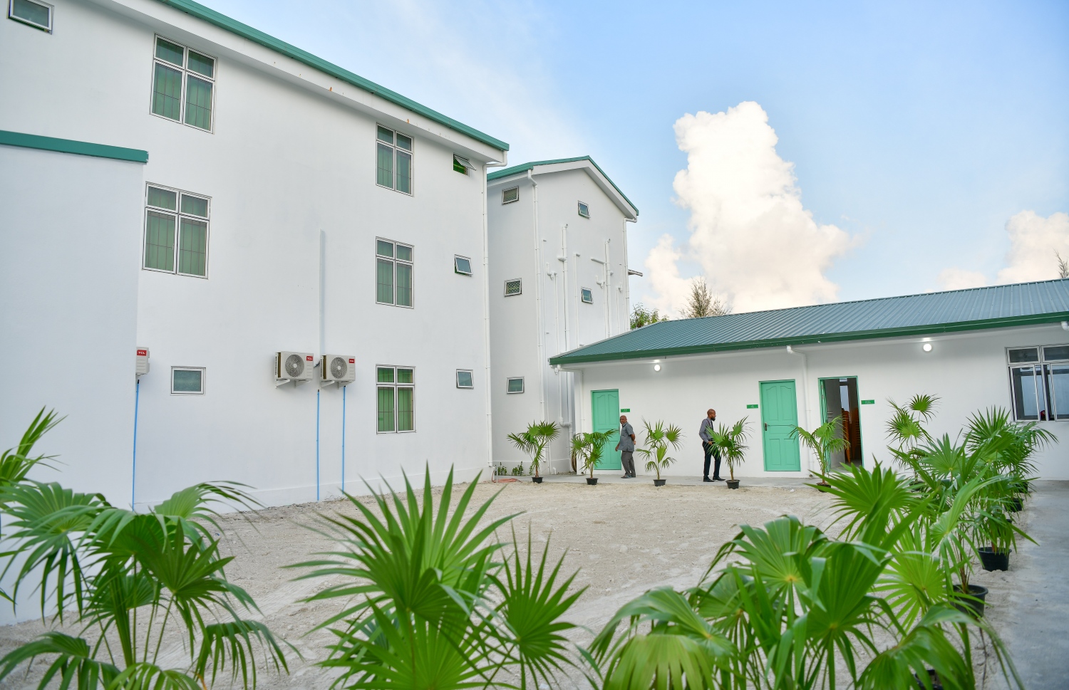 ހާފްވޭ ހައުސްގެ ގޯތިތެރެ.-- ފޮޓޯ: ނިޝާން އަލީ/ މިހާރު