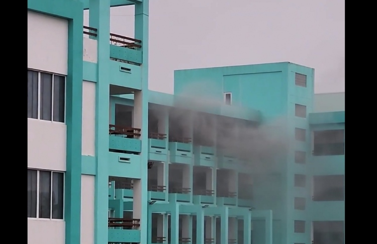 ރެހެންދިސްކޫލުގެ ޕެނަލް ބޯޑުގައި ރޯވެ، ކިޔެވުމެއް ނެތް