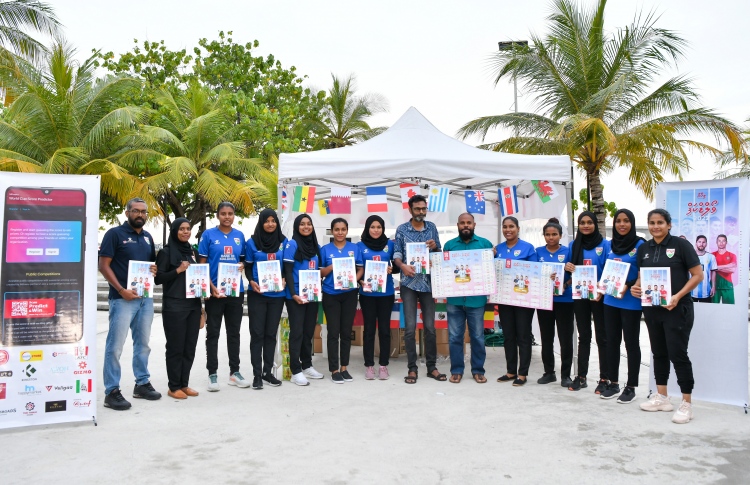 އަންހެން ޓީމުން "މިހާރު"ގެ ވޯލްޑް ކަޕް ގައިޑް ނެރެފި