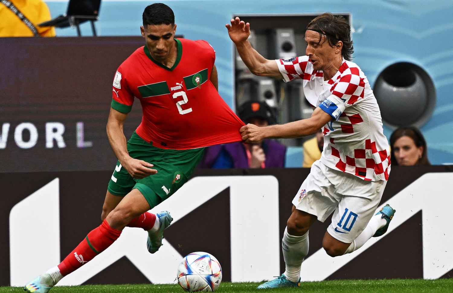 މިއަދު ކުޅުނު މެޗުގައި މޮރޮކޯގެ