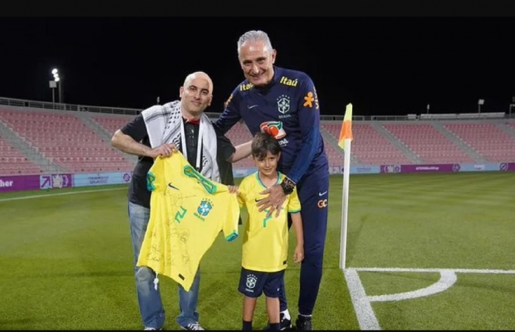 ޓީޓޭގެ އާއިލާއަށް އެހީވި ފަލަސްތީނުގެ ޒުވާނާއަށް ޝަރަފް