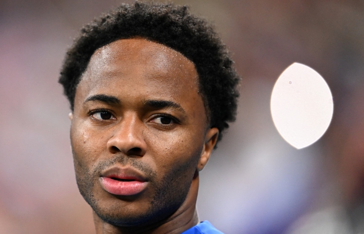 ސްޓާލިންގެ ގެ ފަޅާލުމުން ވޯލްޑް ކަޕު ދޫކޮށް ރަށަށް