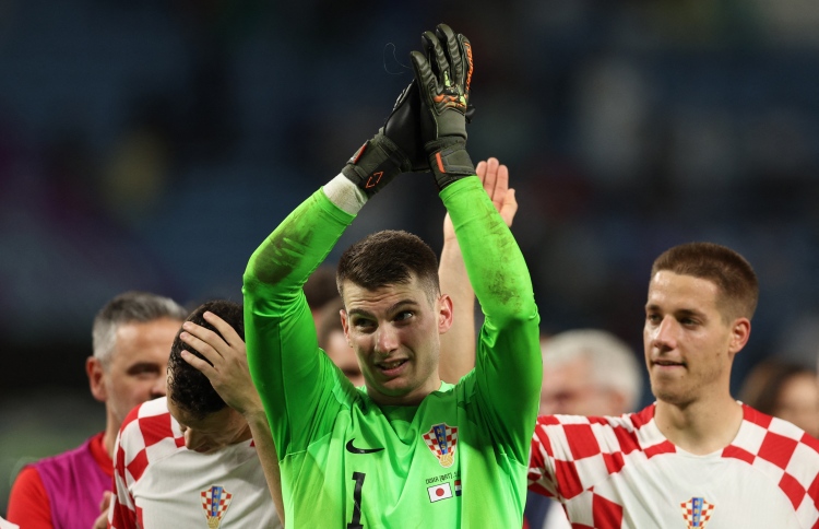 ޖަޕާން ހިތްދަތިކޮށްލުމަށް ފަހު ކްރޮއޭޝިއާ ކުއާޓާ އަށް