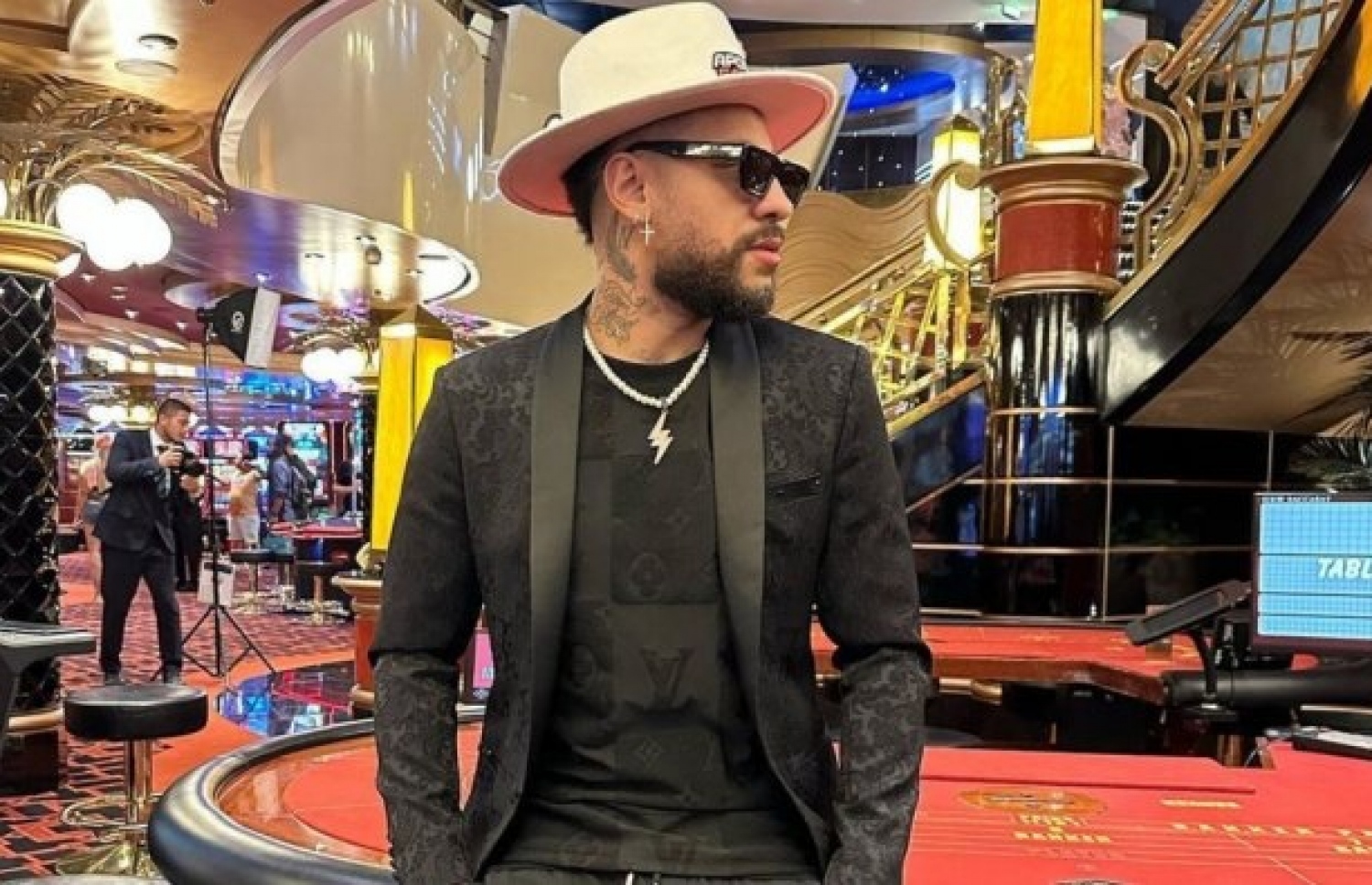 އޮލިވިއޭރާ