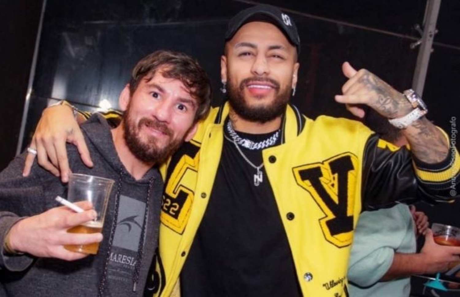 ނޭމާ އާ ވައްތަރު އޮލިވިއޭރާ (ކ) މެސީ އާ ވައްތަރު މީހާ އާ އެކު