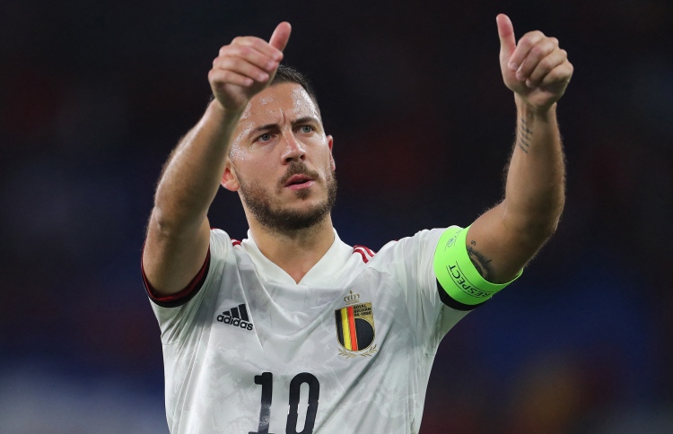 އާ ޖީލަށް ފުރުސަތު ދޭން ހަޒާޑް ގައުމީ ޓީމާ ދުރަށް