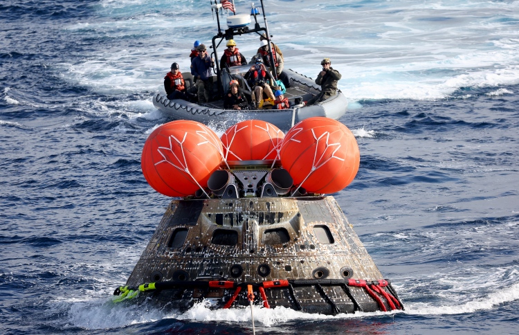 ހަނދުގެ ވަށައިގެން ބުރުޖެހުމަށް ފަހު އޮރިއަން ބިމަށް