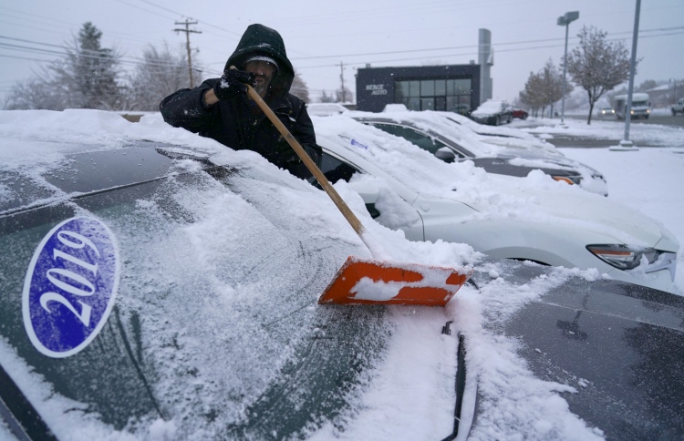 އެމެރިކާ އަށް ނަގޫރޯޅި އާއި ގަނޑުފެނުގެ ނުރައްކާ