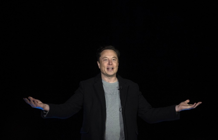 އެކްސްގެ ވެރިޔާ އެކްސްގެ އުސޫލާ ހިލާފުވުމުން ފާޑުކިޔަނީ