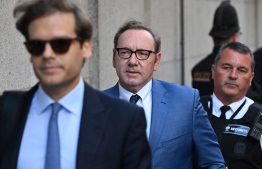 (FILES) In this file photo taken on July 14, 2022 US actor Kevin Spacey arrives to the Old Bailey in London, to appear in court over four counts of sexual assault. - Oscar-winning Hollywood actor Kevin Spacey is due in court in London on December 16, 2022 to face seven new sexual offence charges. Prosecutors announced last month that they had authorised additional charges against "The Usual Suspects" and "American Beauty" star. In July, Spacey, 63, pleaded not guilty to five similar charges against three men between 2005 and 2013 in London and Gloucestershire, western England. -- Photo: Justin Tallin / AFP