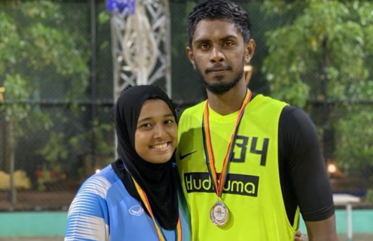 އަމްޒަރާއި އިސްރާއު: ދެމަފިރިންނަށް ހާއްސަ އުފަލެއް