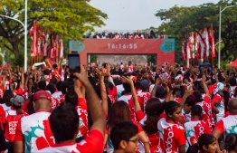 Participants gathered to kick off Friday's "Fun Run" by Ooredoo Maldives-- Photo: Ooredoo Maldives