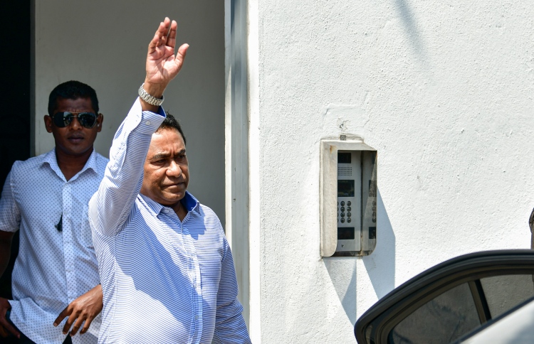 މުއިއްޒަށް ފުރުސަތު ލިބުނީ ޔާމީން ދެއްވައިގެން ނޫން