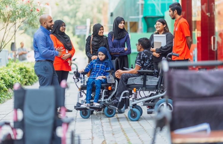 ބީއެމްއެލް އިން 33 މީހަކަށް މޮޓަރައިޒްޑް ވީލްޗެއާ!