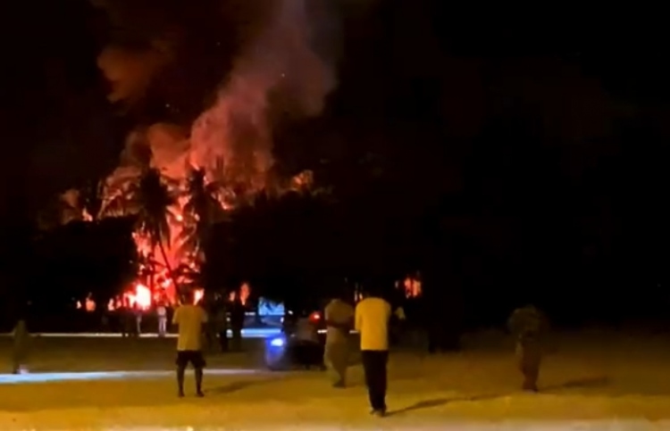 ހުޅުުދޫގައި އަލިފާނުގެ ހާދިސާއެއް، ކޮންޓްރޯލެއް ނުވޭ