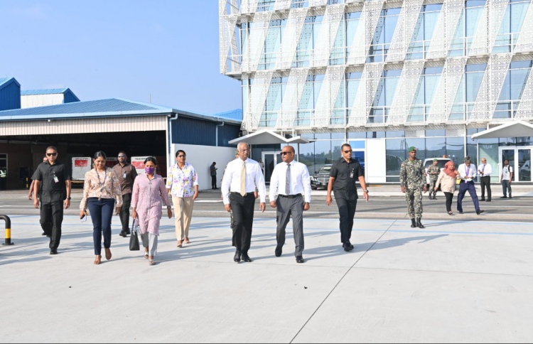 ރައީސް އަލިފުއްޓަށް ފުރާވަޑައިގެންފި