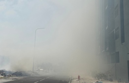 Smoke fills area after waste pile fire in Hulhumale' 2