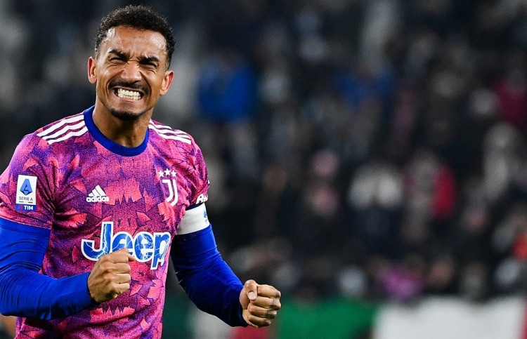 ޔުވެންޓަސް ދެ ވަނަ އަށް އަރައިފި