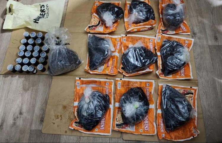 ބޮޑު އޮޕަރޭޝަނެއްގައި 11ކިލޯގެ ކެނަބިސް އަތުލައިގެންފި