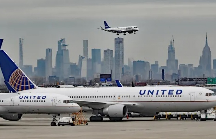 އެމެރިކާގެ ހުރިހާ ފްލައިޓް ދަތުރުތައް ހުއްޓުވާލައިފި