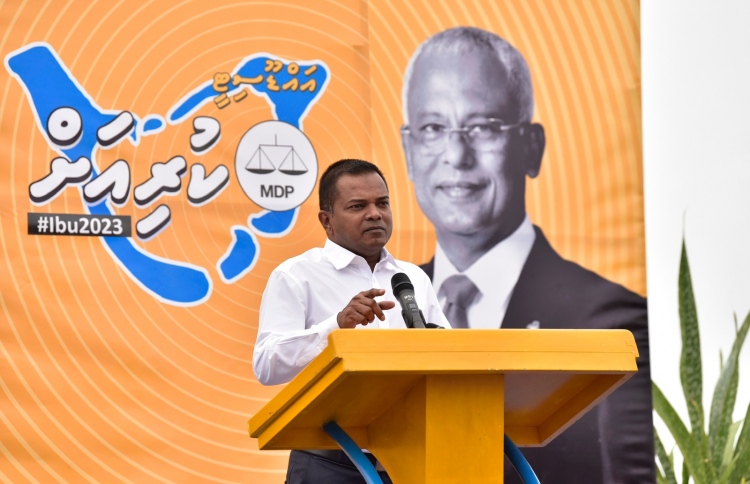 އައްޑޫ މީހުން ރައީސަށް ދެވަނަ ދައުރެއް ދޭންޖެހޭ:ނިޒާރު