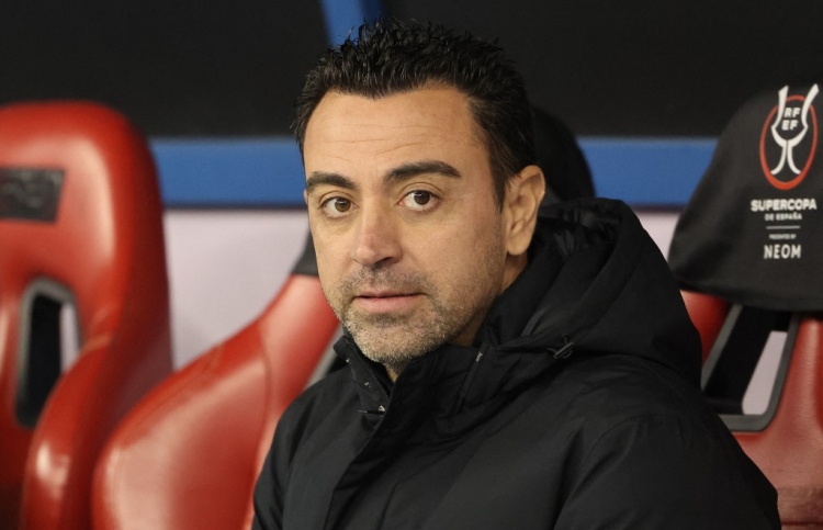 ޒަވީގެ ފުރަތަމަ ތަށި ހޯދަން ބާސެލޯނާ ނުކުންނަނީ