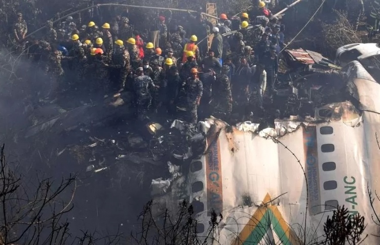 ނޭޕާލްގައި ވެއްޓުނު ބޯޓުން ދިރިހުރި މީހަކު ނުފެނުނު