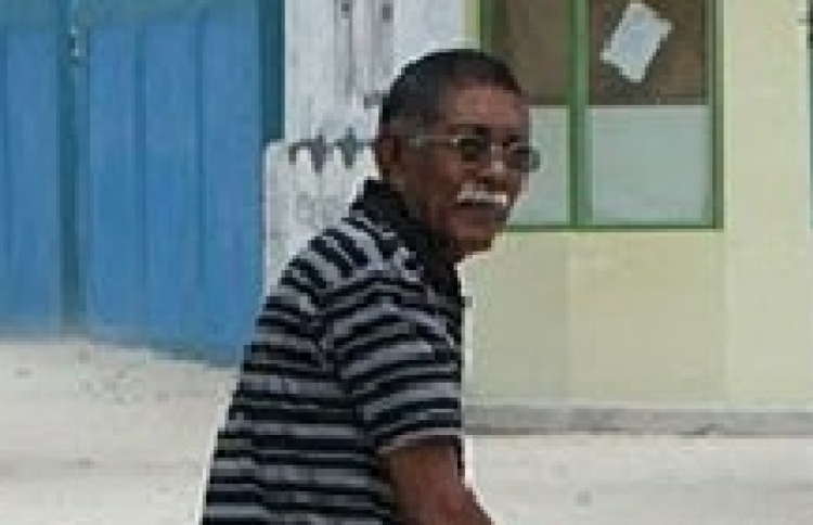 ހުސޭނުބޭގެ އެއް ގާތިލު، ޑޮކްޓަރުގެ ލަފާގެމަތިން ގެއަށް