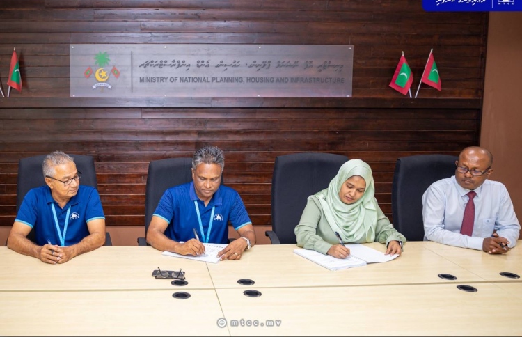 އޮމަދޫ ބަނދަރު ތަރައްގީކުރަން އެމްޓީސީސީއާ ހަވާލުކޮށްފި