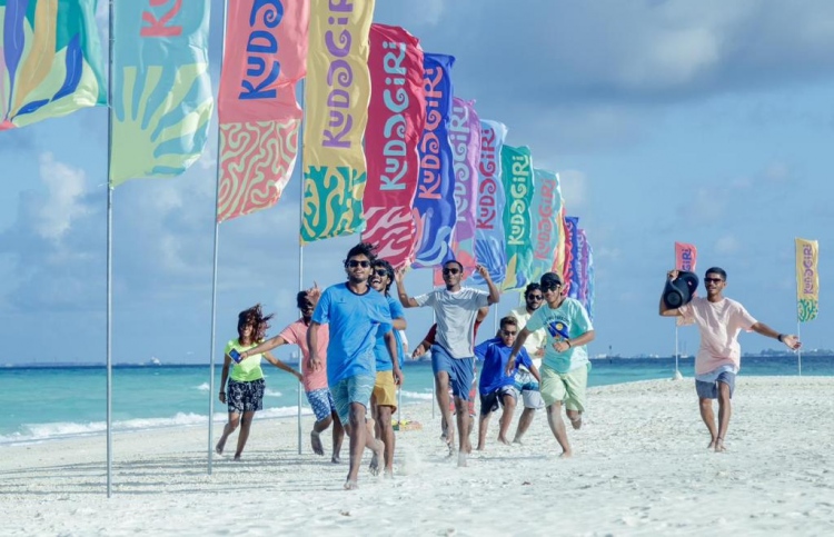 ކުޑަގިރި ޕިކްނިކް އައިލެންޑް އަންނަ މަހު ހުޅުވަނީ