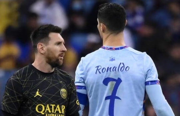 ސައުދީގައި މެސީ އާއި ރޮނާލްޑޯ ލަނޑުތަކަށް ސަމާލުކަން