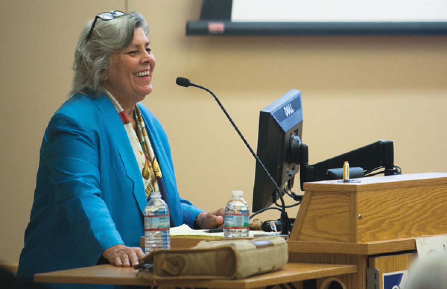 ކޯލްޓަންގެ ފަހުގެ ފޮޓޯއެއް.