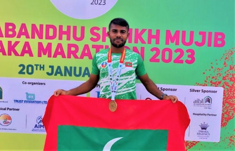 ފަވާޒުގެ އަލަތު މެރަތަން، ނިންމާލީ އުފަލުގެ ކަރުނައިން