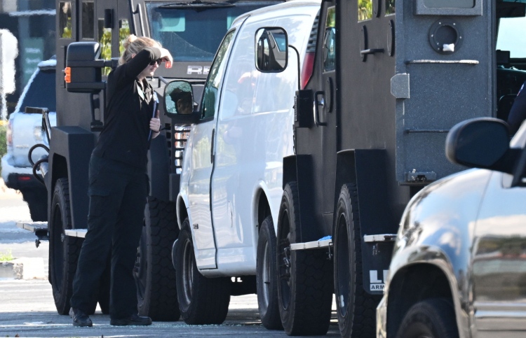 އާ އަހަރުގެ ހަފްލާއެއްގަ ބަޑިޖަހައި 10 މީހުން މަރު